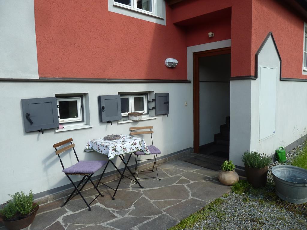 Villa Schnuck - Das Rote Ferienhaus Bad Gastein Pokoj fotografie